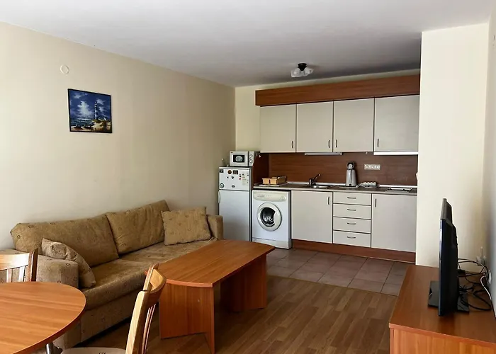 Gt Green Fort Beach Apartments
